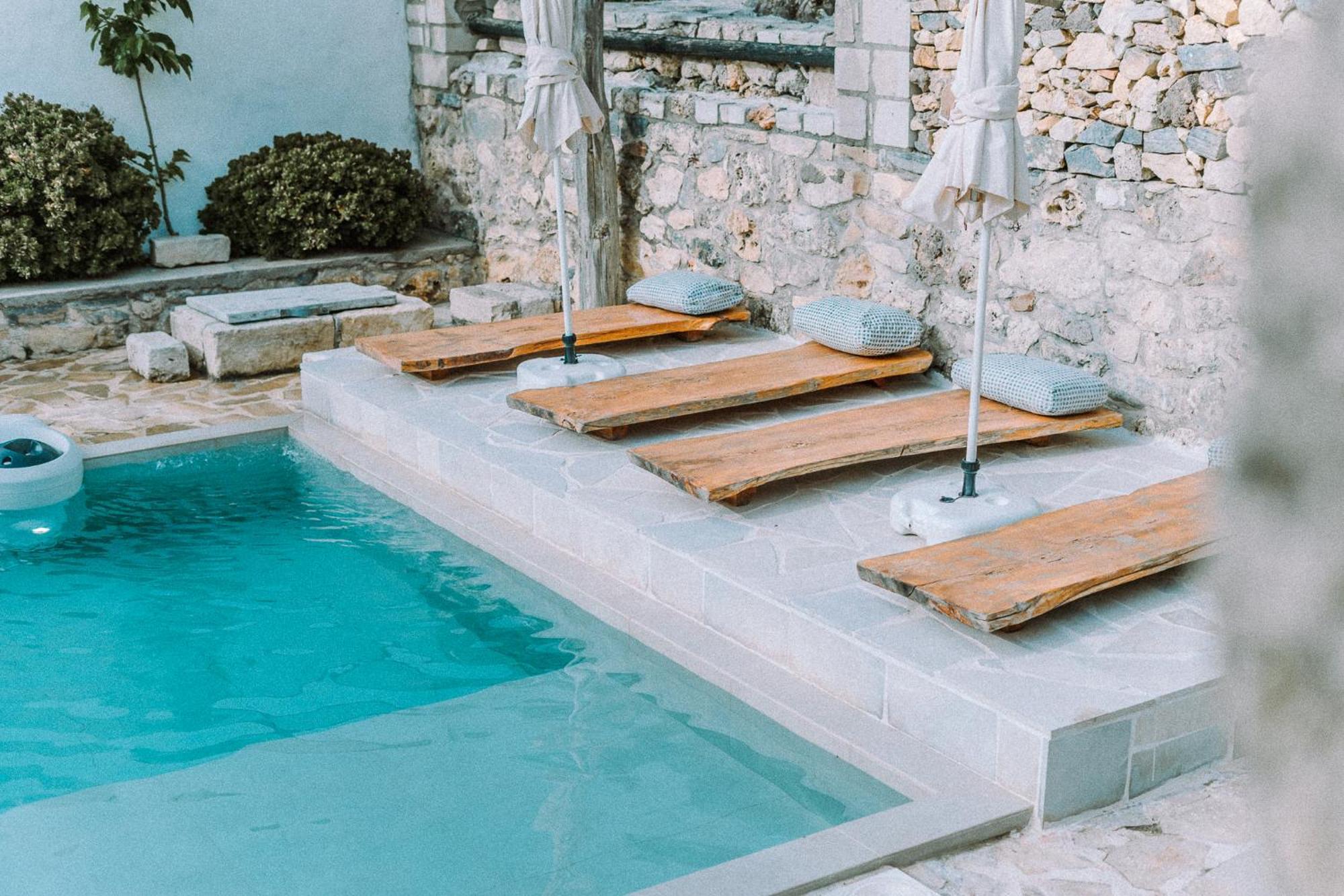 Antonia'S Stonebuilt Mansion With A Private Pool Villa Arméni Kültér fotó